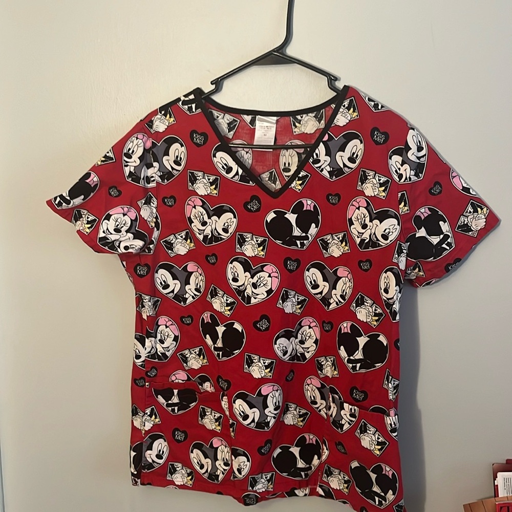 Disney Mickey & Minnie Valentines Scrub Top